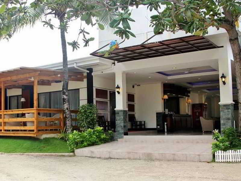 Bluefins Resort Lapu-Lapu City Eksteriør bilde
