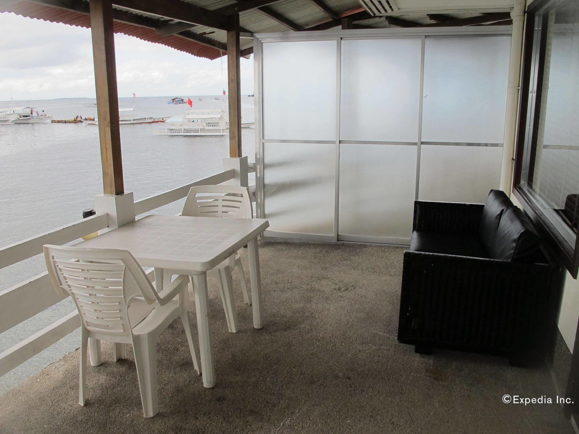 Bluefins Resort Lapu-Lapu City Eksteriør bilde