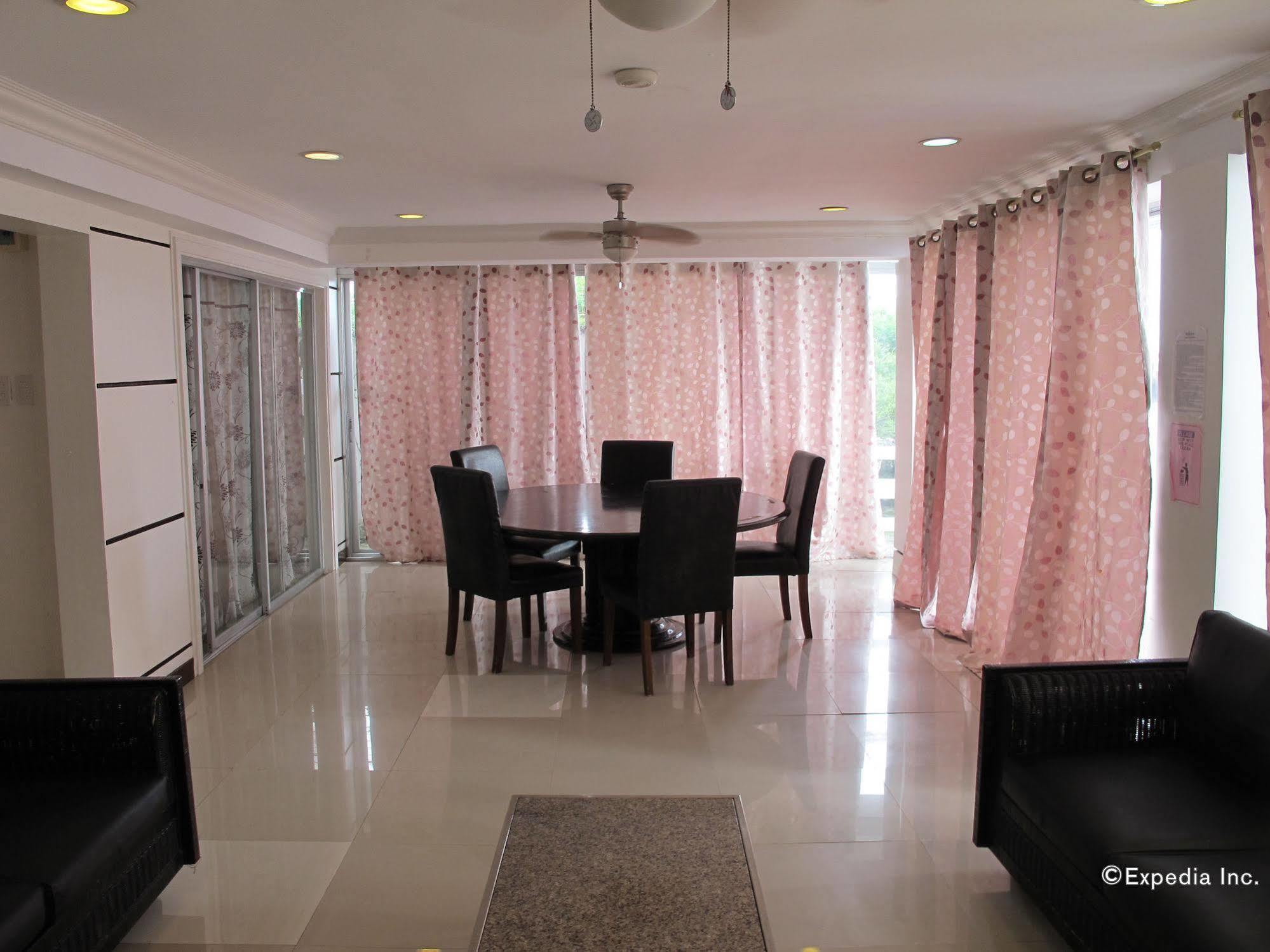 Bluefins Resort Lapu-Lapu City Eksteriør bilde