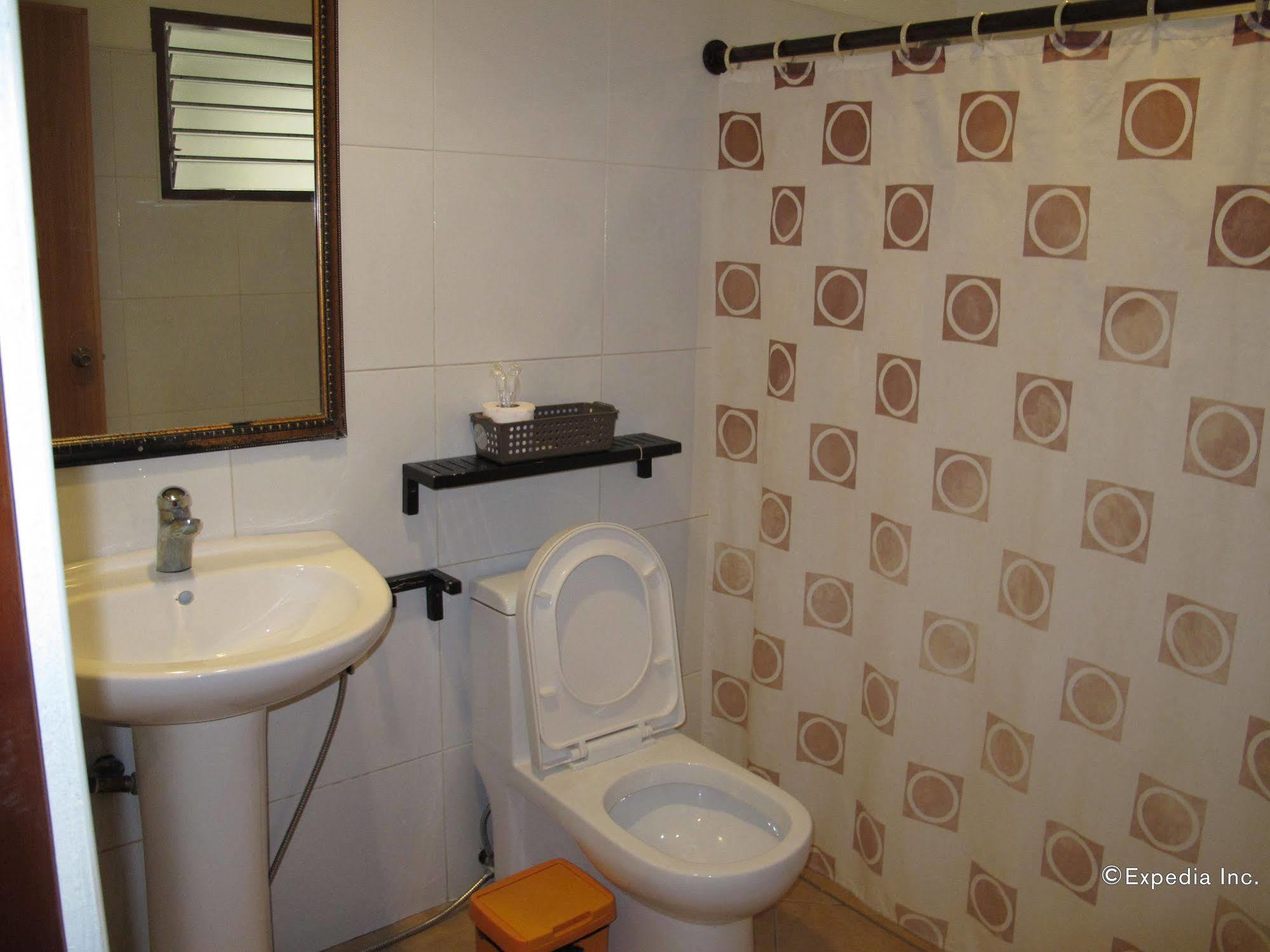Bluefins Resort Lapu-Lapu City Eksteriør bilde