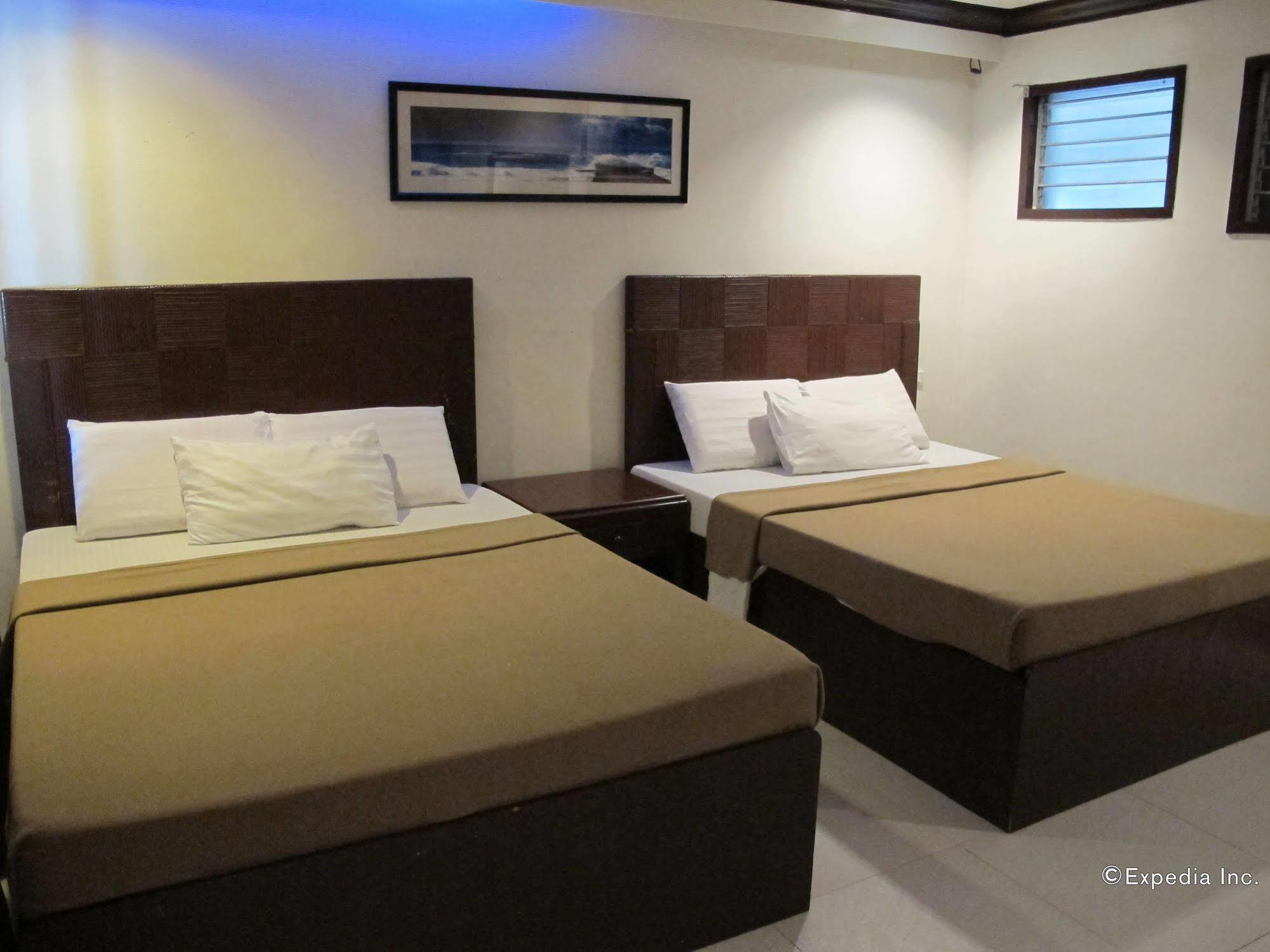 Bluefins Resort Lapu-Lapu City Eksteriør bilde