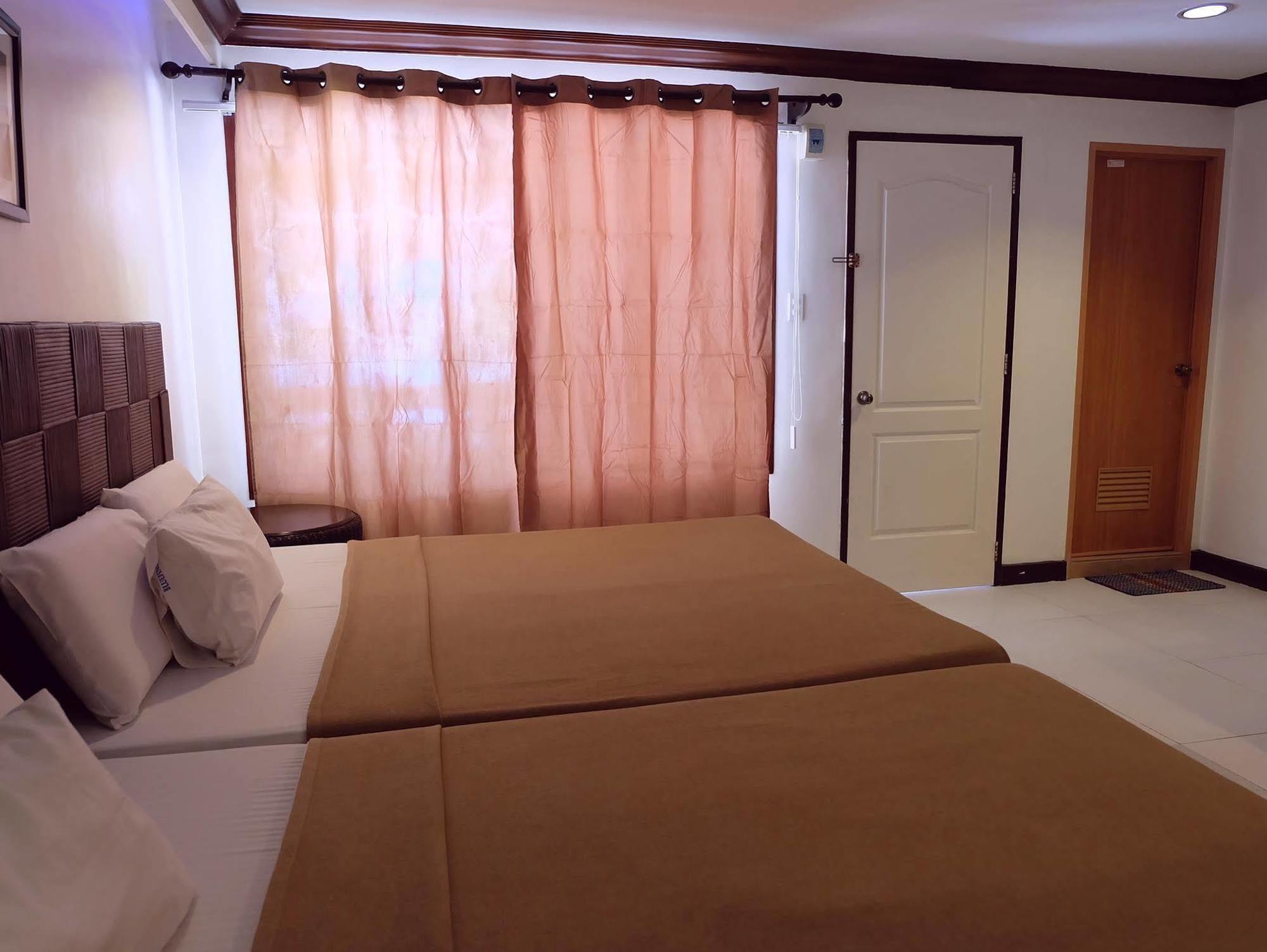 Bluefins Resort Lapu-Lapu City Eksteriør bilde