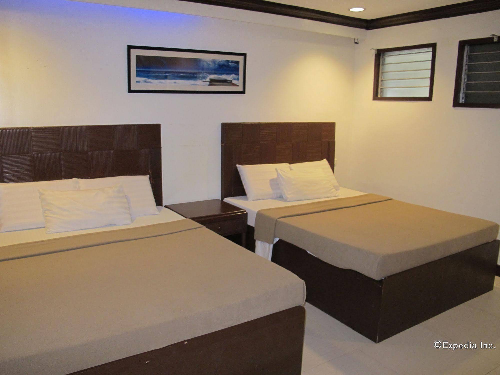 Bluefins Resort Lapu-Lapu City Eksteriør bilde