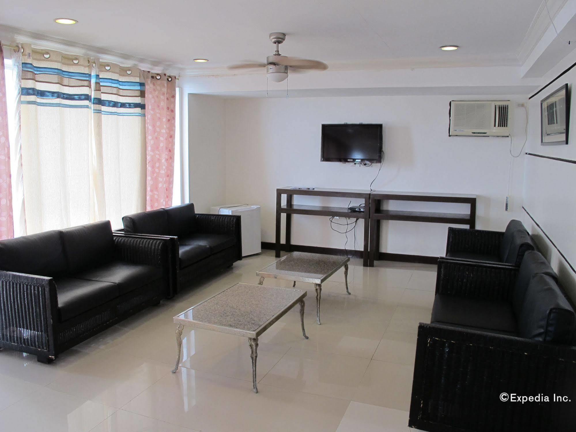 Bluefins Resort Lapu-Lapu City Eksteriør bilde