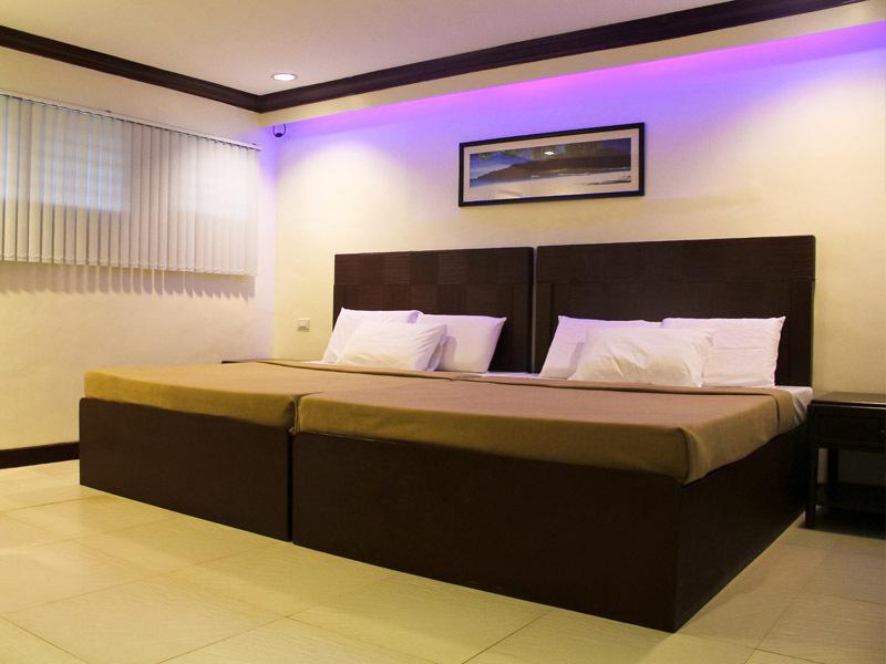 Bluefins Resort Lapu-Lapu City Eksteriør bilde